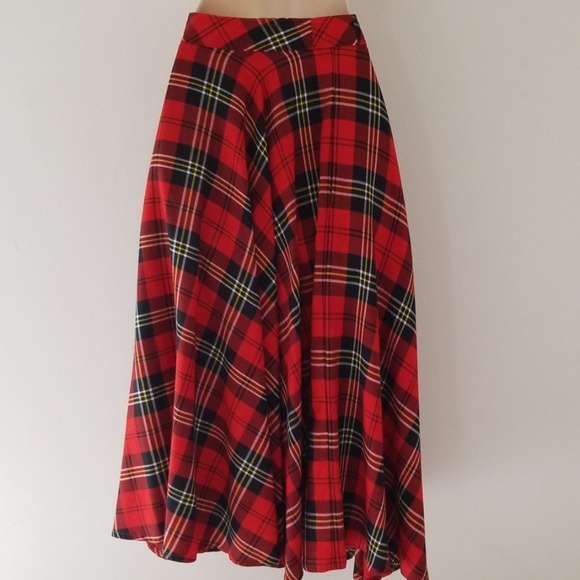 Liz Sport Petites Red Plaid Scottish Style Skirt - Picture 2 of 8